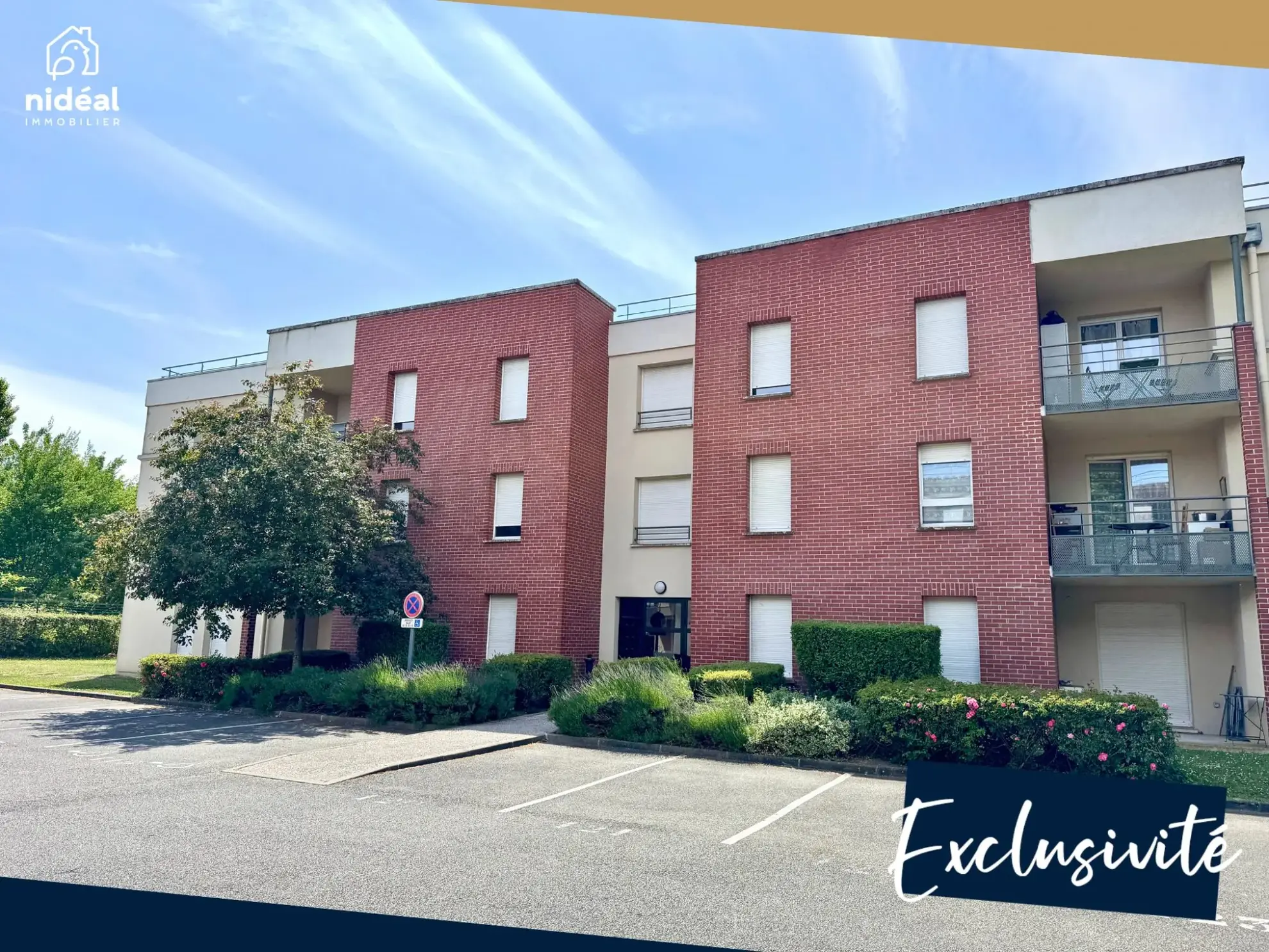Appartement rénové de 54m² à Maubeuge avec terrasse et stationnement 