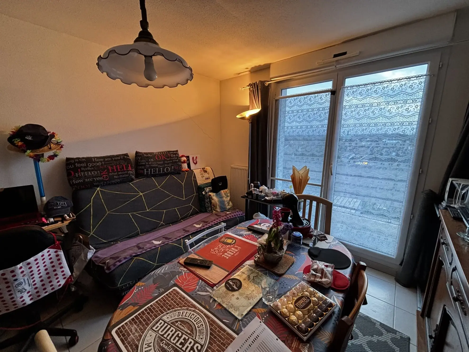 Appartement T2 à Saint-Quentin de 36,80 m² avec balcon et parking en vente 