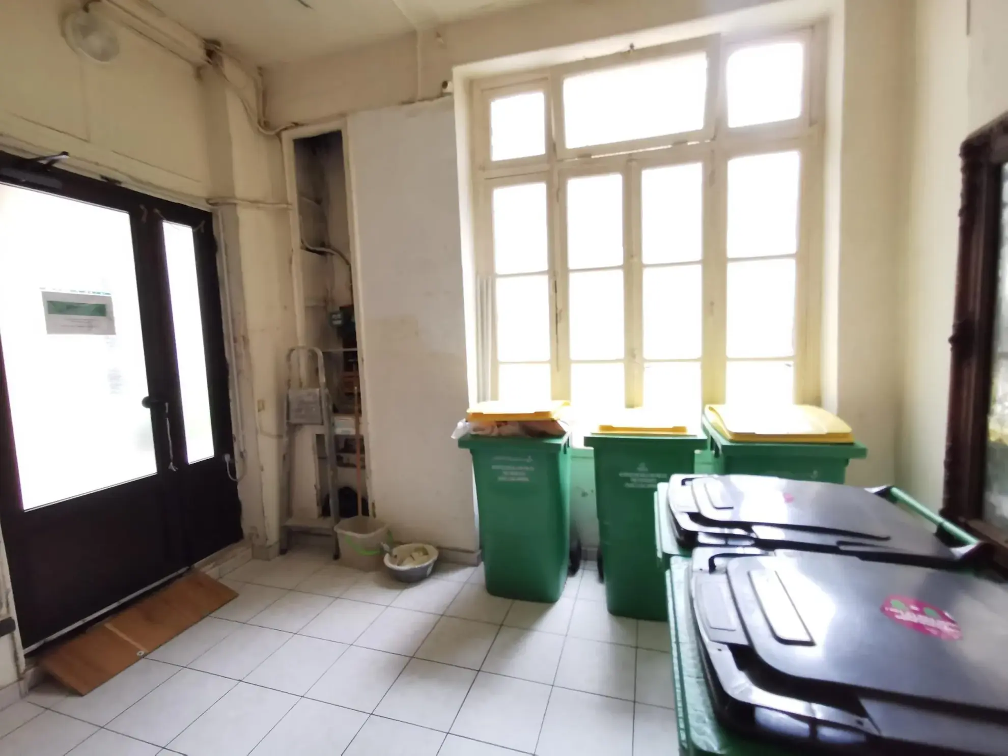 Charmante chambre de 7,10 m² à Paris 10e proche métro - Pied-à-terre ou bureau 
