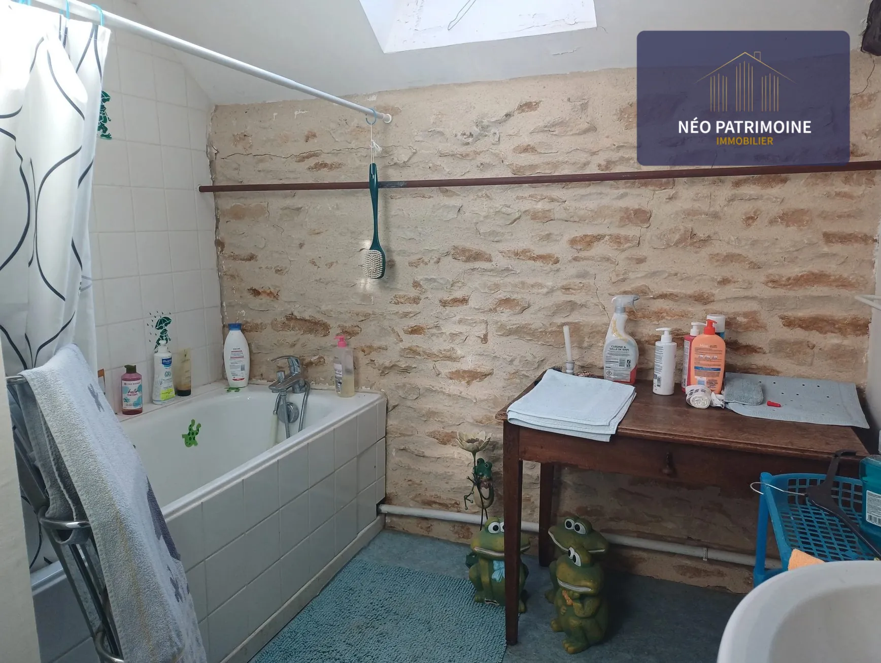 Charmante maison de campagne à Champlemy avec 3 chambres et dépendances 