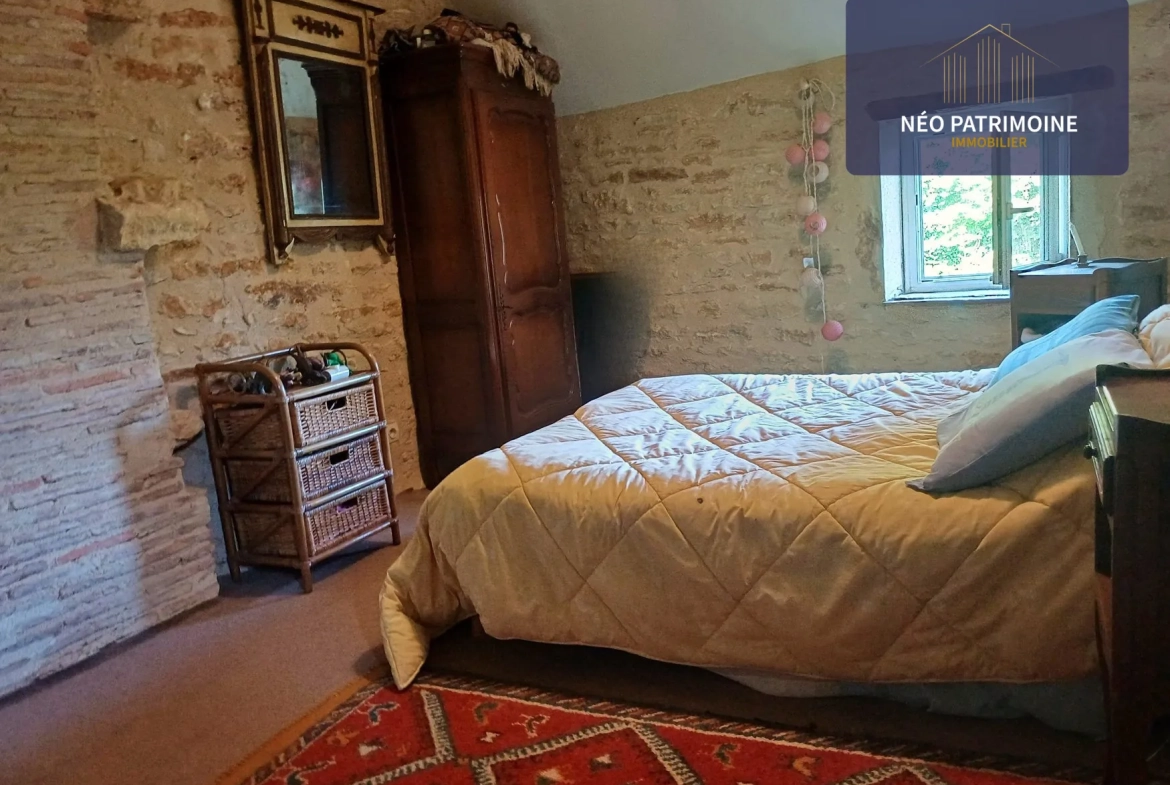 Charmante maison de campagne à Champlemy avec 3 chambres et dépendances 