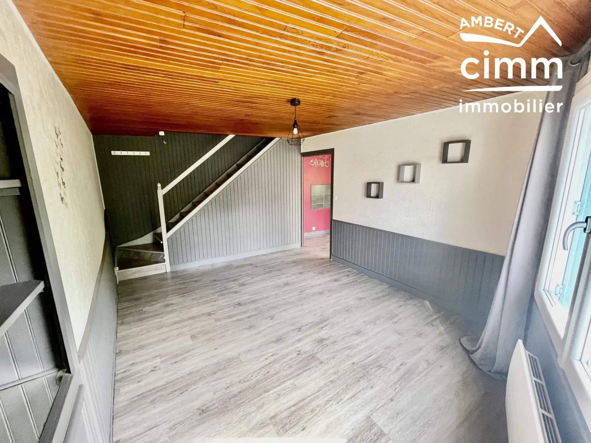Maison de ville à vendre à Arlanc - 82 m² avec jardin et cave 
