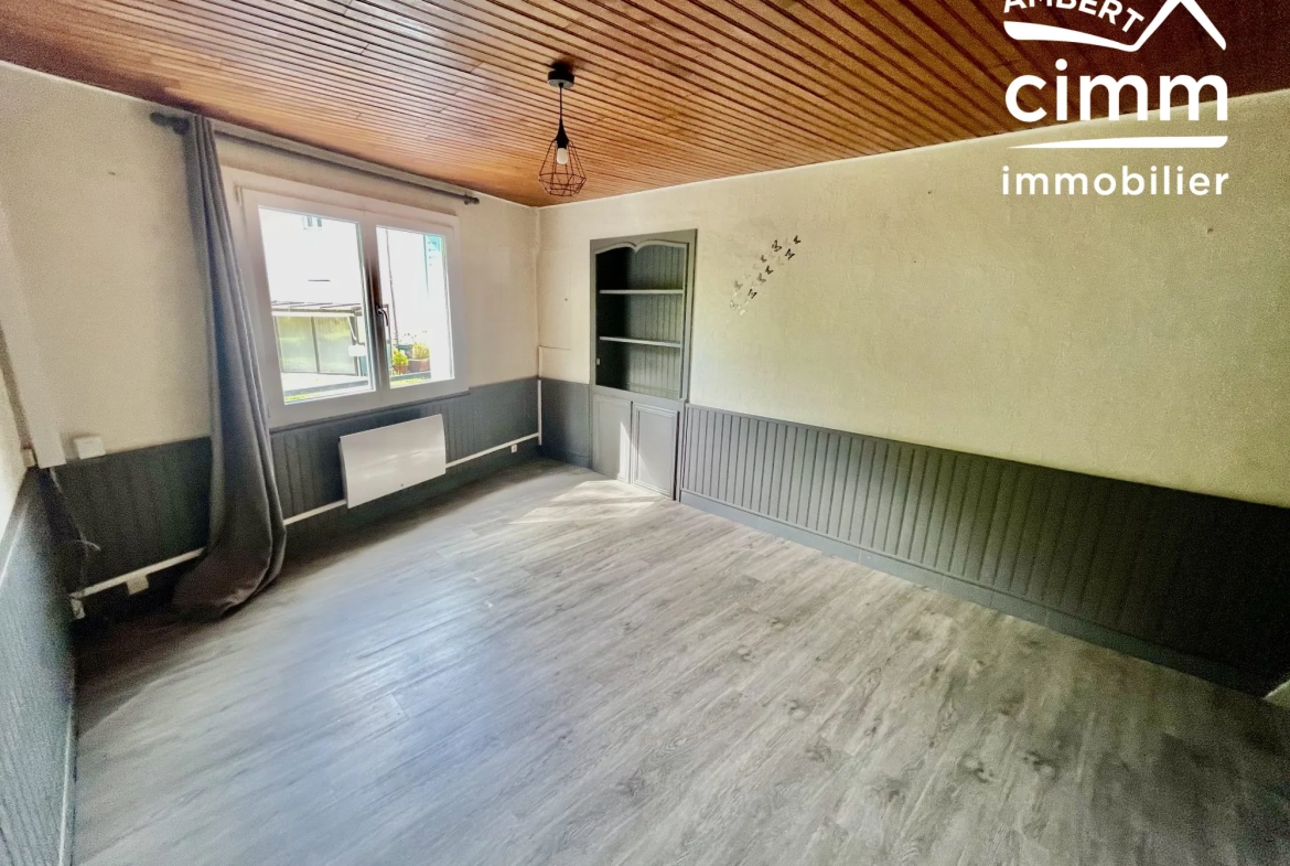 Maison de ville à vendre à Arlanc - 82 m² avec jardin et cave 