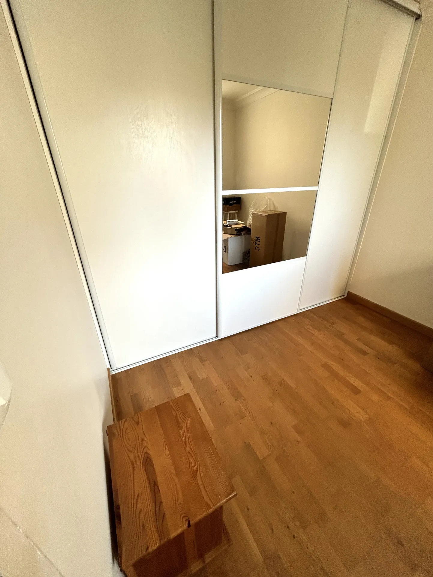 Appartement 3 pièces de 64 m² avec box et parking à Noisiel proche RER A 