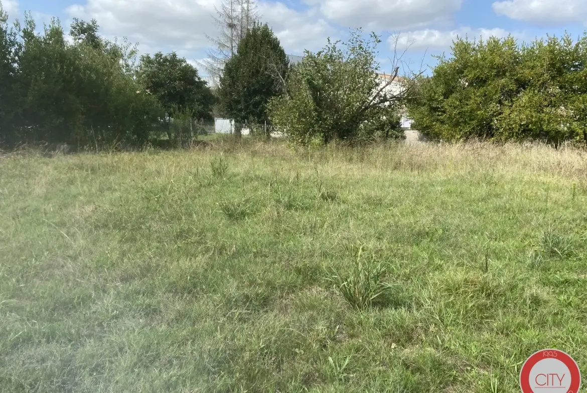 Terrain à vendre de 612 m² à Bassens, construction possible de plain-pied 