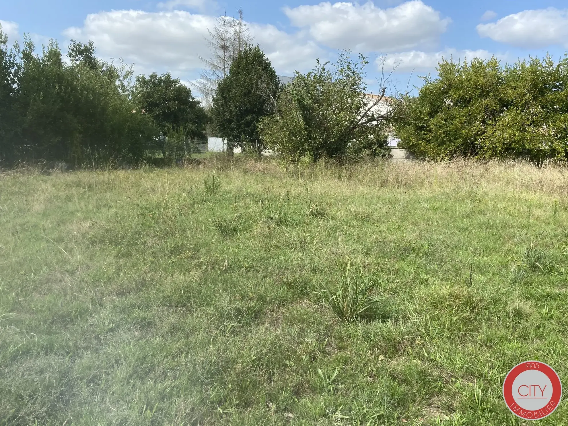 Terrain à vendre de 612 m² à Bassens, construction possible de plain-pied 