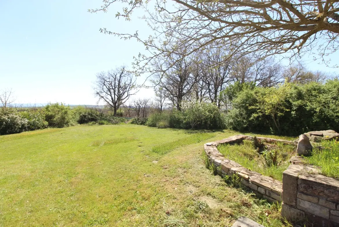 Maison familiale de 142 m² avec terrain à Saint-Victor, 4 chambres 