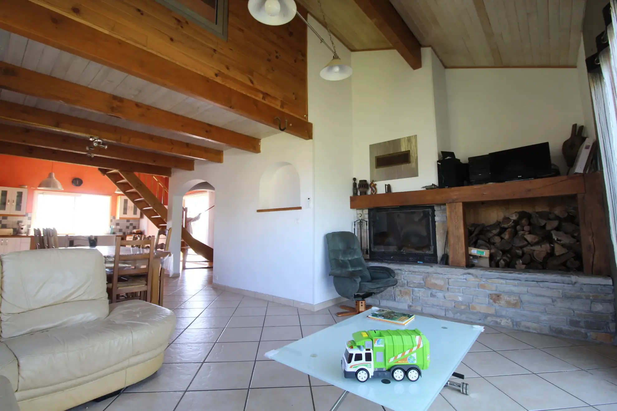 Maison familiale de 142 m² avec terrain à Saint-Victor, 4 chambres 