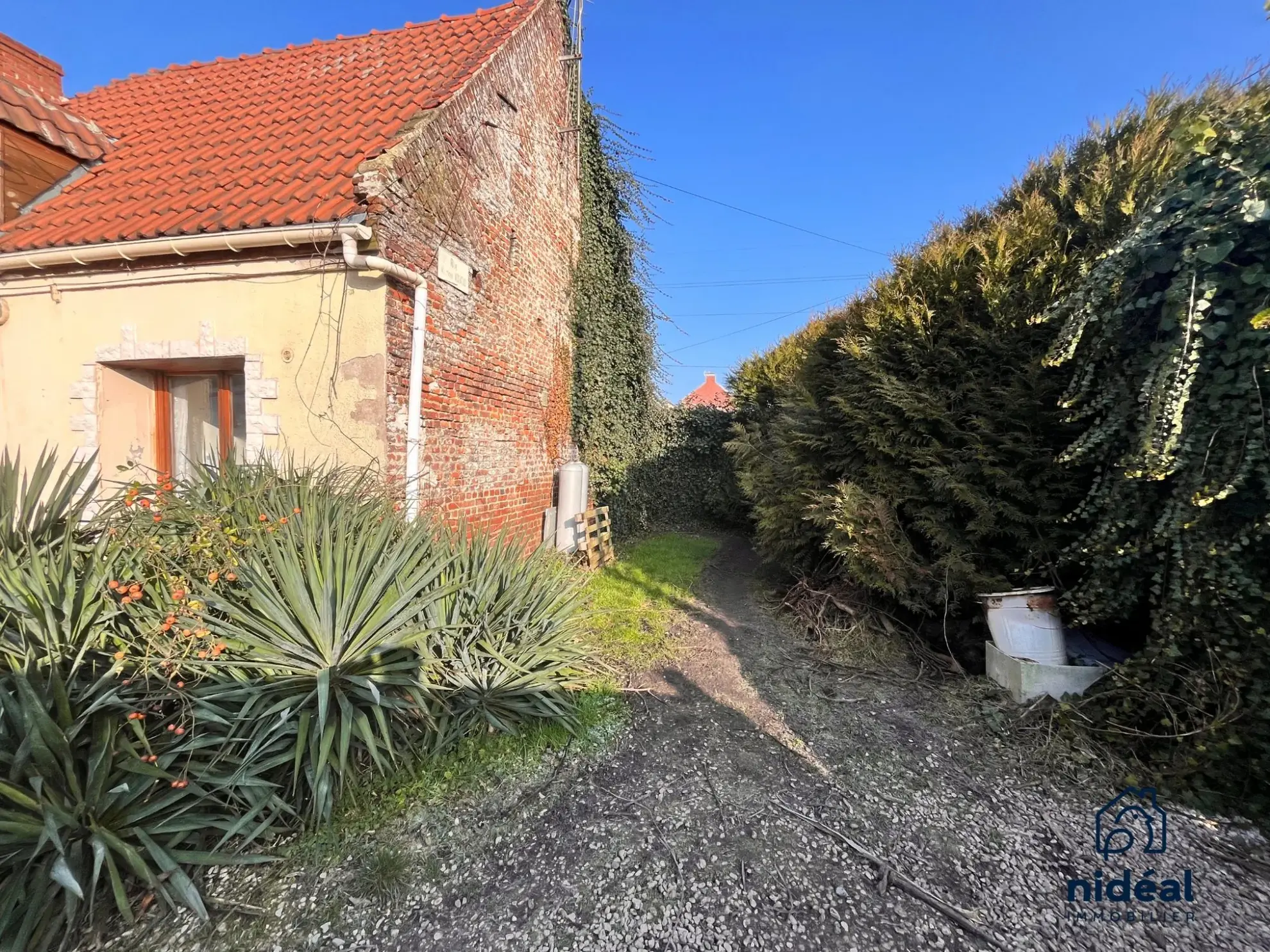 Maison Longère à Raismes avec grand potentiel et combles aménageables en vente 