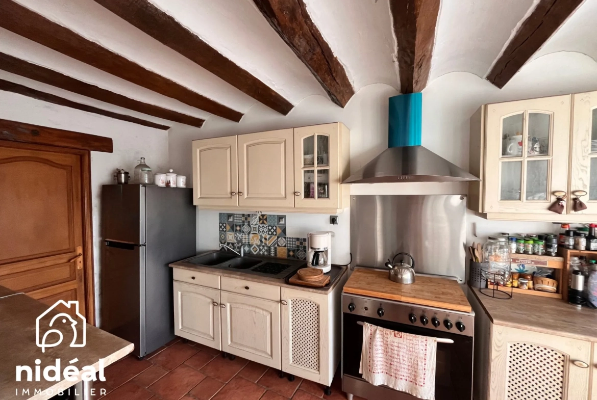Maison Longère à Raismes avec grand potentiel et combles aménageables en vente 