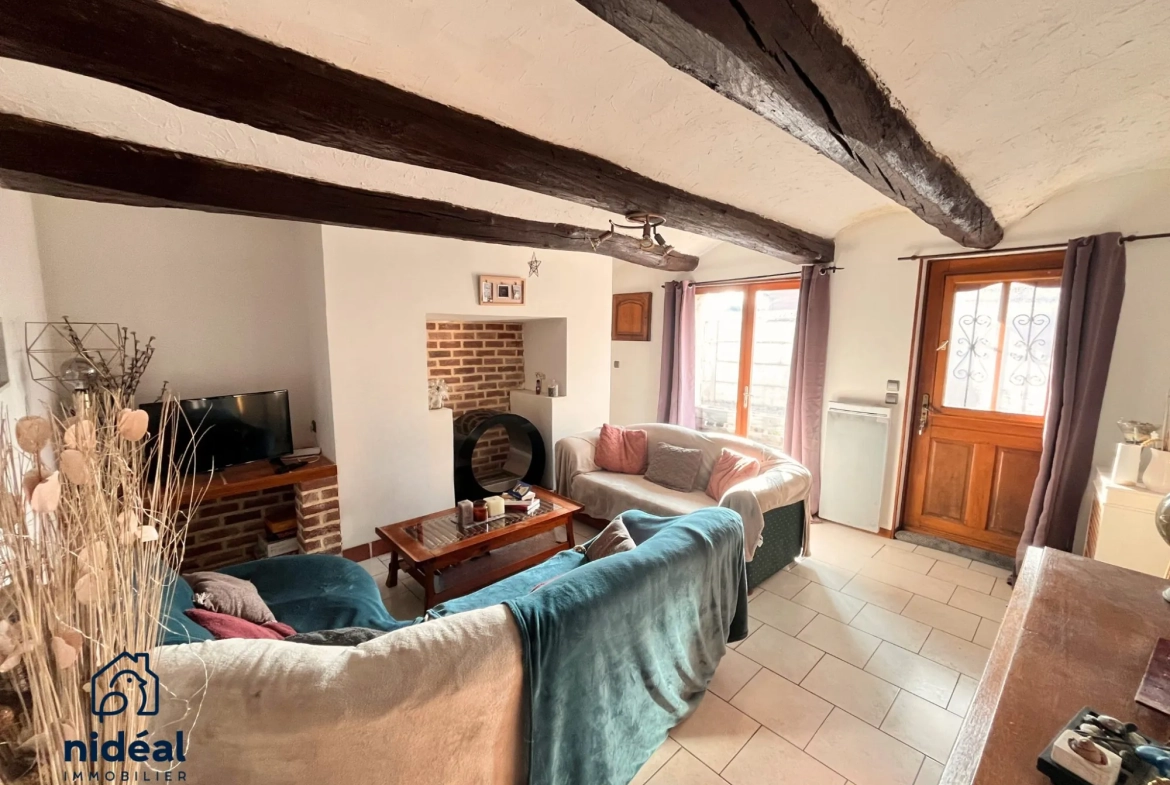 Maison Longère à Raismes avec grand potentiel et combles aménageables en vente 