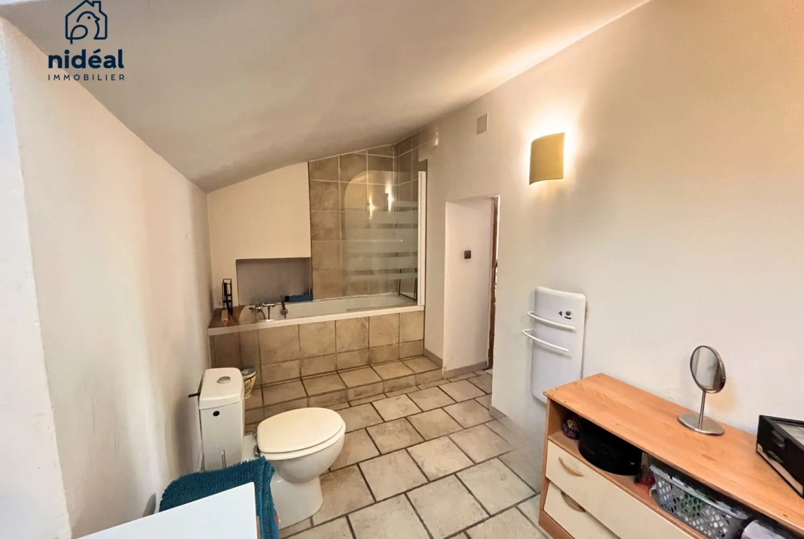 Maison Longère à Raismes avec grand potentiel et combles aménageables en vente 
