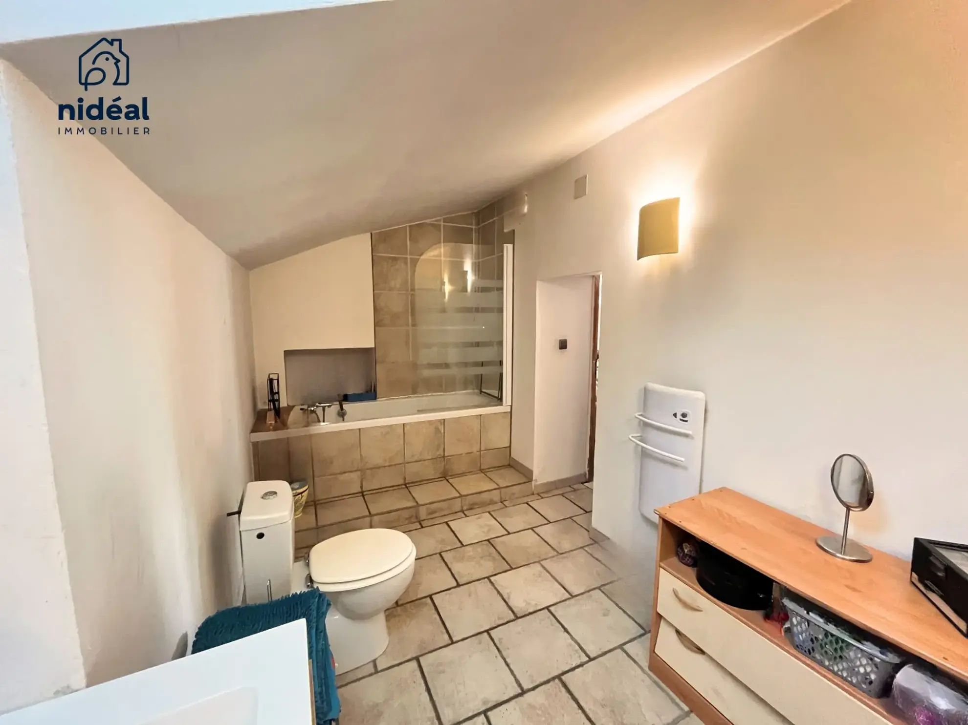 Maison Longère à Raismes avec grand potentiel et combles aménageables en vente 