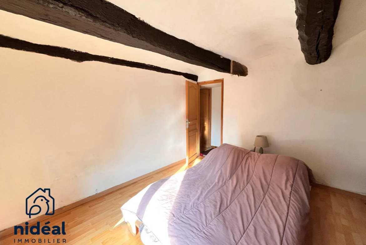 Maison Longère à Raismes avec grand potentiel et combles aménageables en vente 