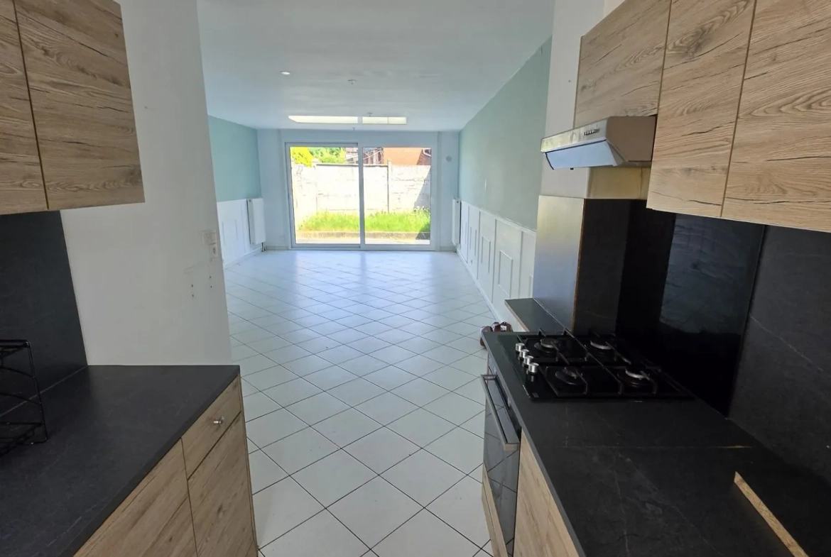 Maison à vendre de 87 m² à Faches-Thumesnil proche commodités 