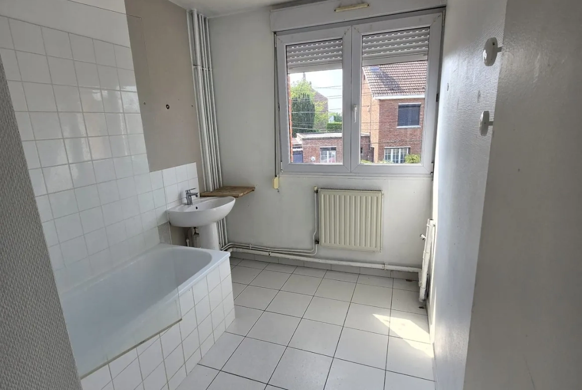 Maison à vendre de 87 m² à Faches-Thumesnil proche commodités 
