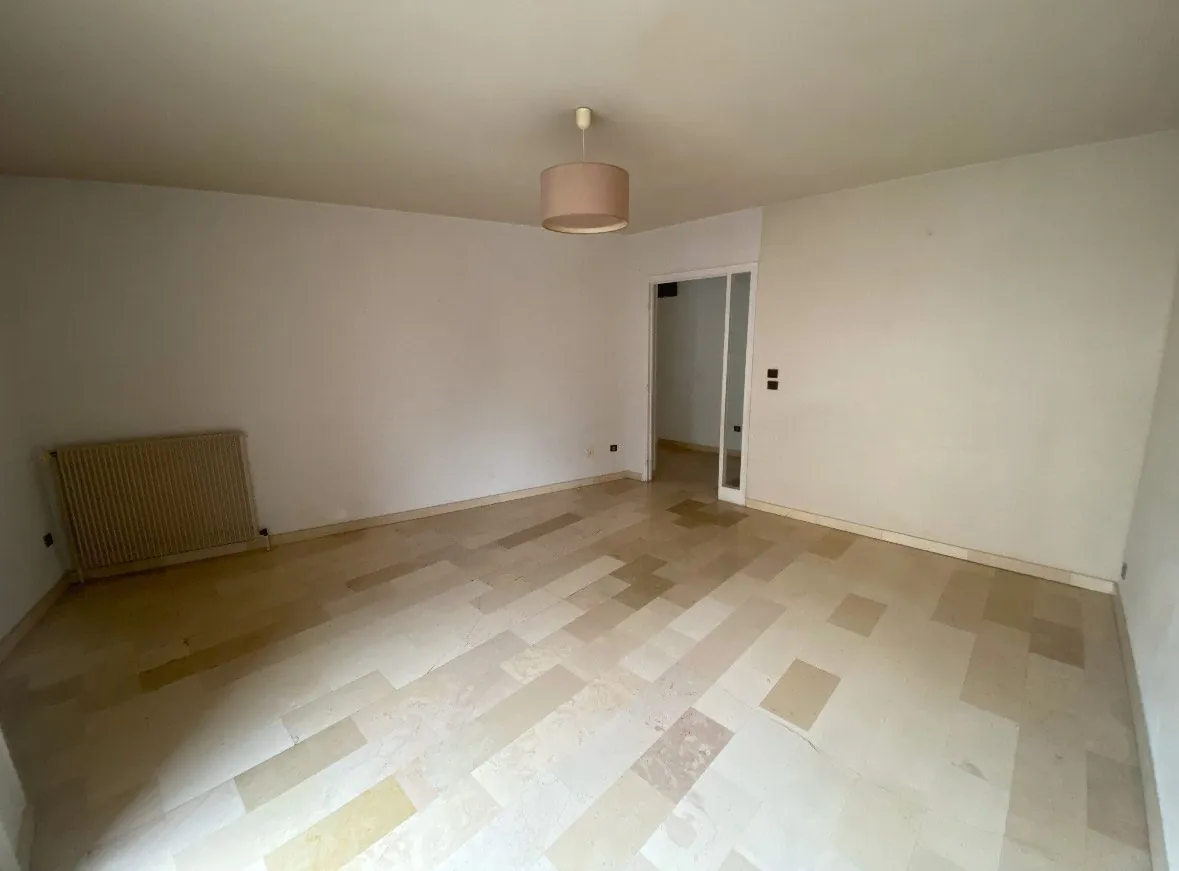 Vente appartement T3 lumineux avec cave et parking sécurisé à Perpignan 