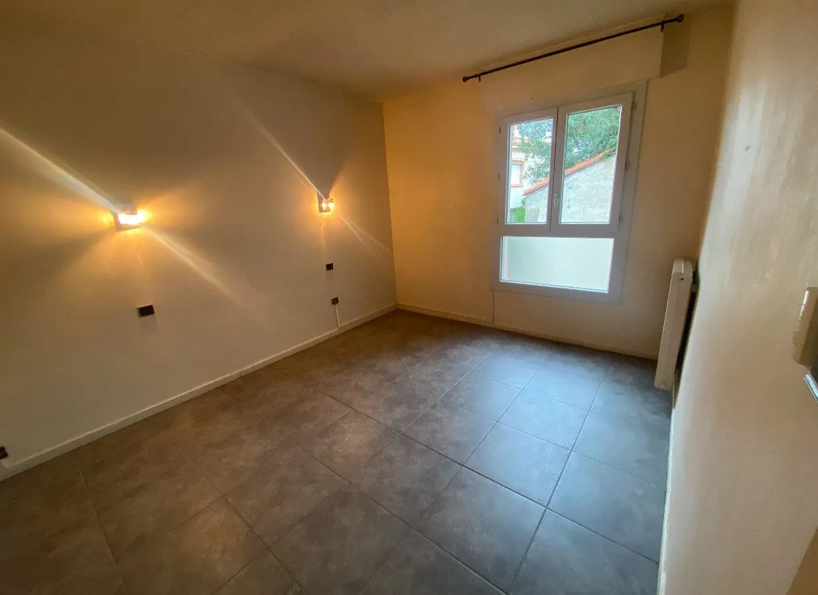 Vente appartement T3 lumineux avec cave et parking sécurisé à Perpignan 
