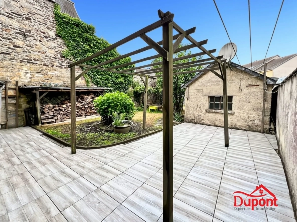 Charmante maison à Rocroi avec jardin, garage et potentiel d'extension