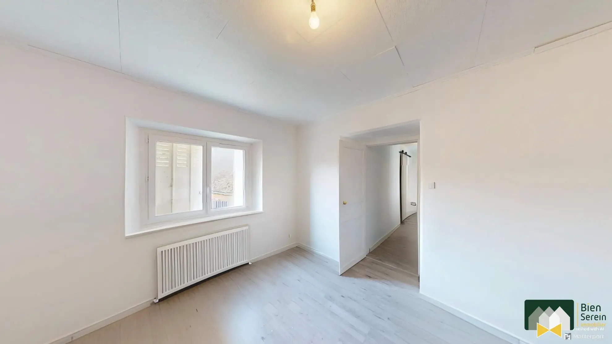 Chambre  Maison de ville à Houville-la-Branche de 117m² avec cour et dépendance 
