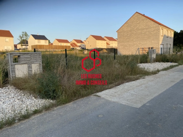 Terrain à vendre à Claye-Souilly – 502 m² dans environnement paisible