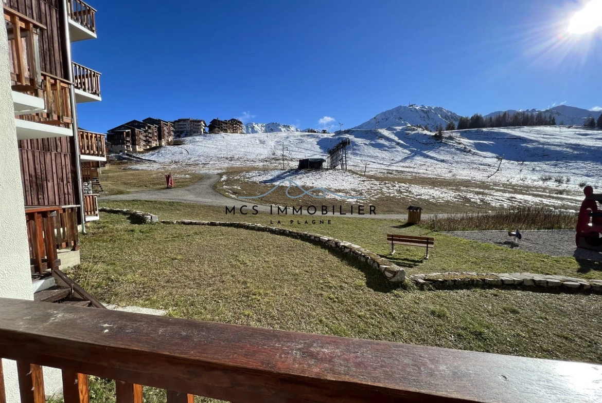Studio dans résidence ski aux pieds à Plagne Villages - Exposition sud 