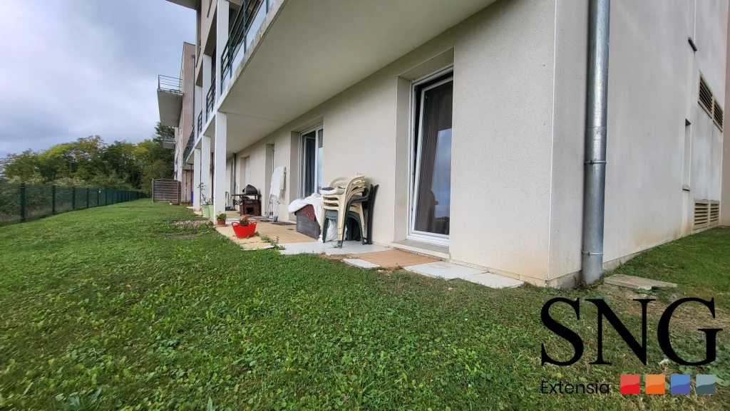 Appartement 2 pièces en rez-de-jardin à Les Andelys avec terrasse et locataire en place