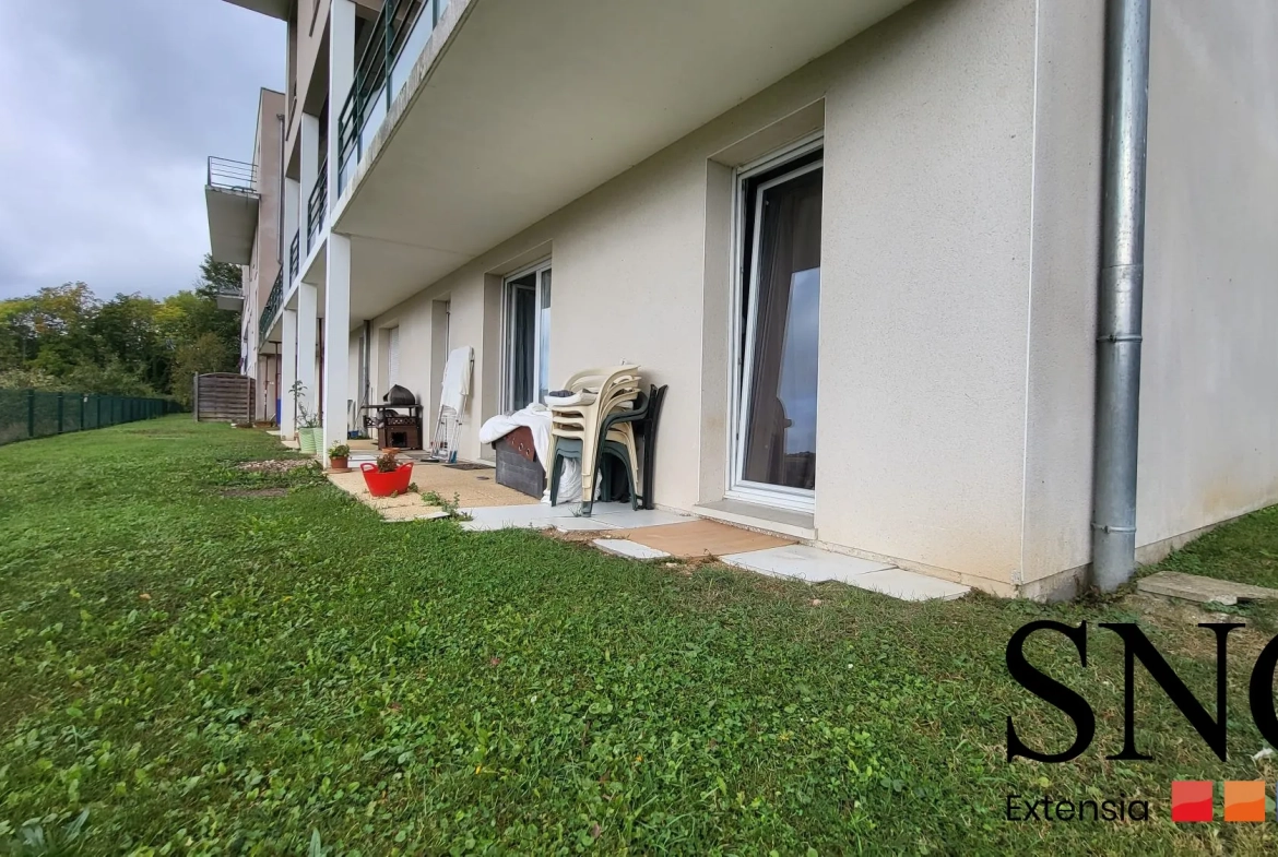 Appartement 2 pièces en rez-de-jardin à Les Andelys avec terrasse et locataire en place 