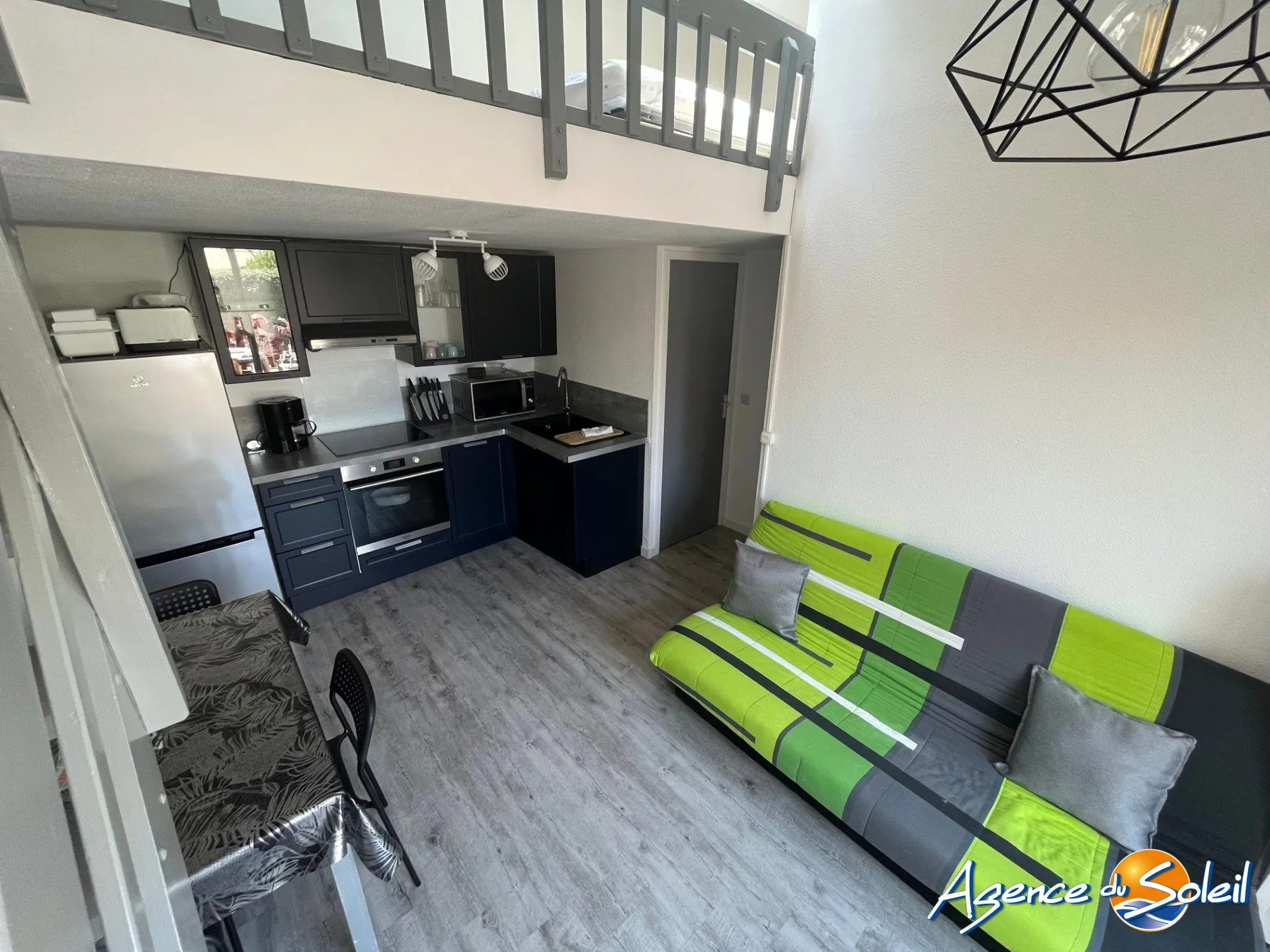 Appartement T2 avec grande terrasse et mezzanine au Barcarès 