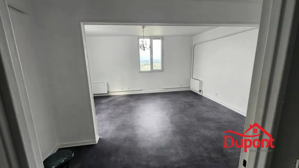 Lot de 4 appartements à Sin le Noble – Investissement sécurisé et immediate 