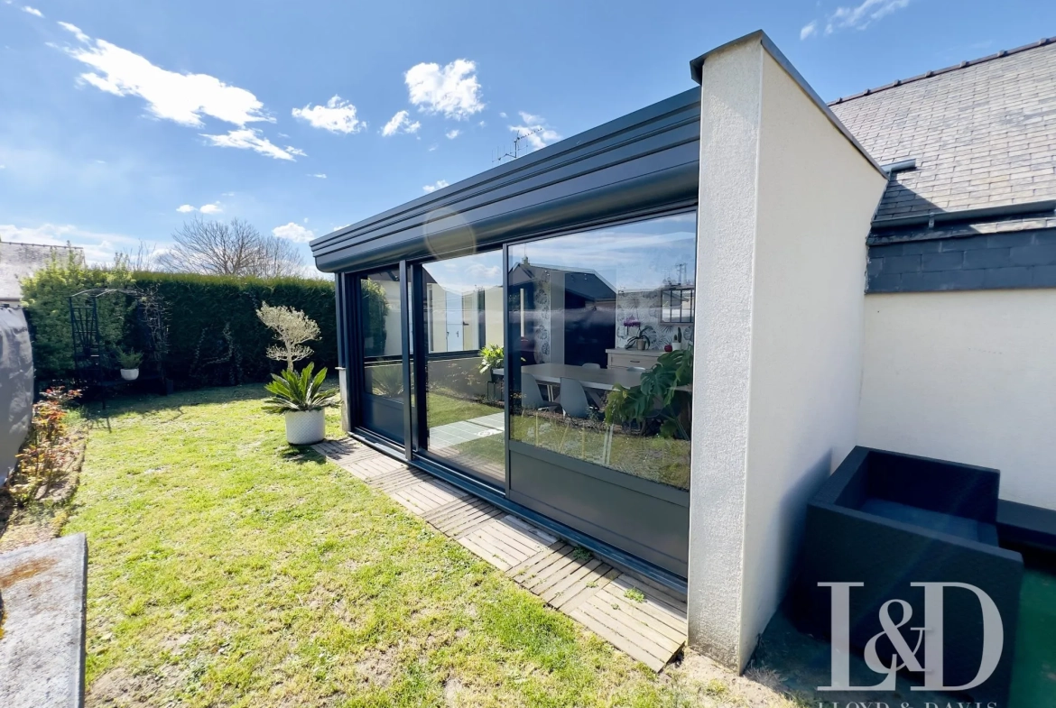 Maison rénovée lumineuse avec jardin à Saumur, proche commodités 