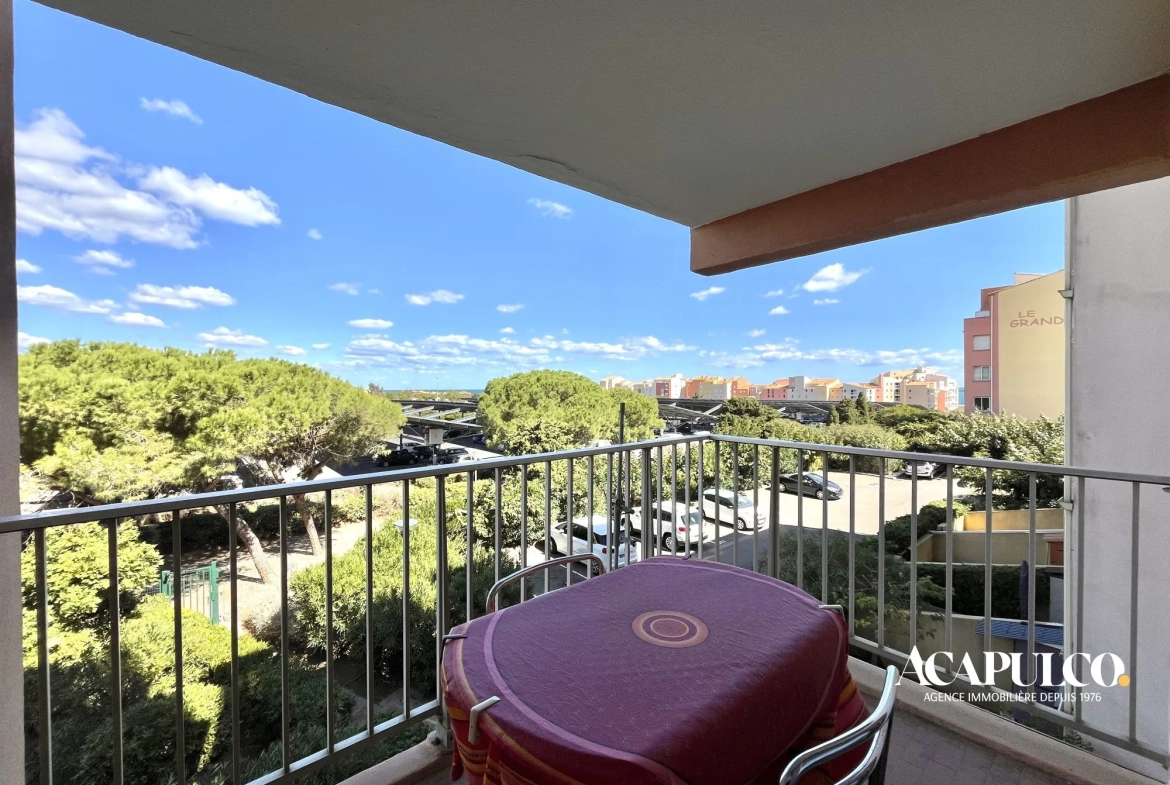 Studio cabine proche plage avec loggia et parking à Agde 
