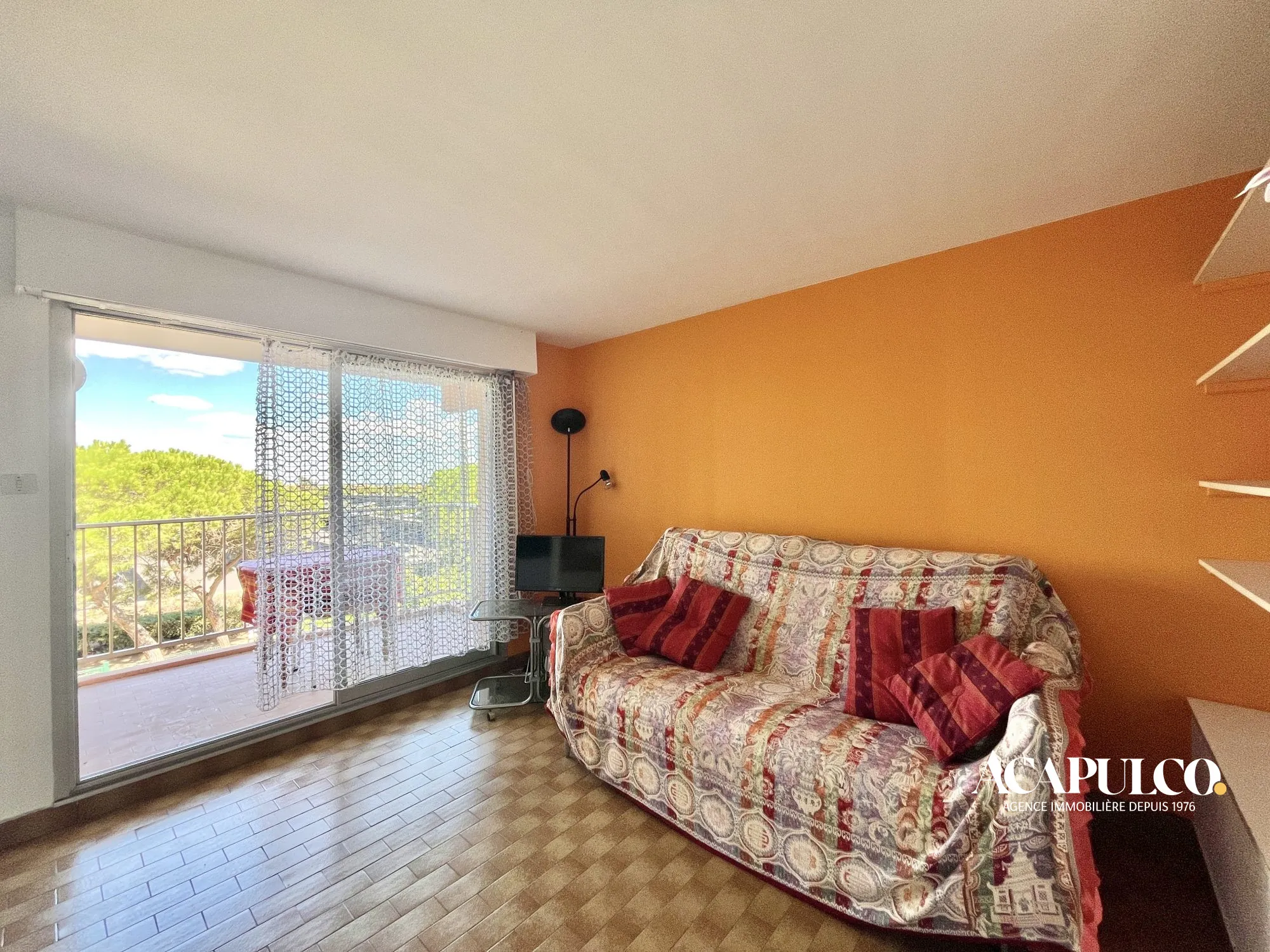 Studio cabine proche plage avec loggia et parking à Agde 