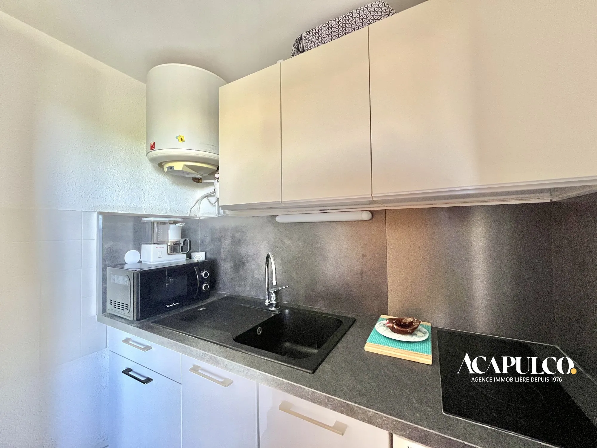 Studio cabine proche plage avec loggia et parking à Agde 