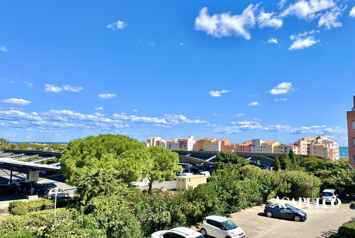 Studio cabine proche plage avec loggia et parking à Agde 