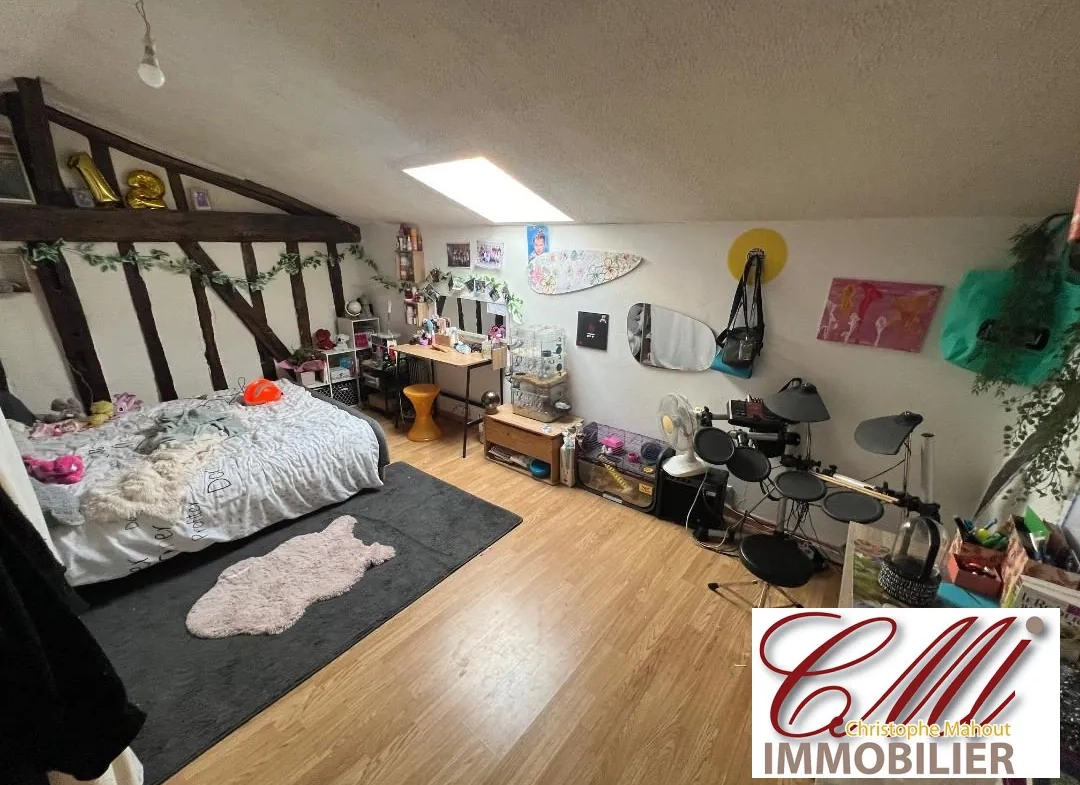 Immeuble avec jardin à vendre à Vitry-le-François – Opportunité d'investissement locatif 