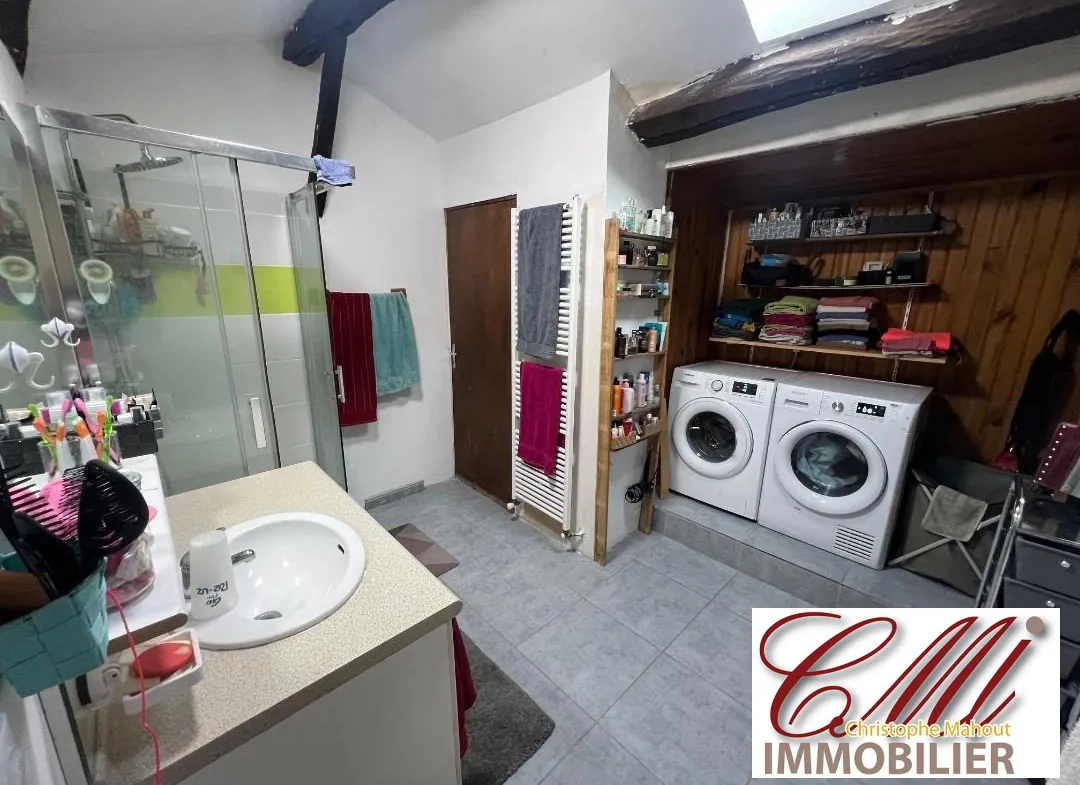 Immeuble avec jardin à vendre à Vitry-le-François – Opportunité d'investissement locatif 