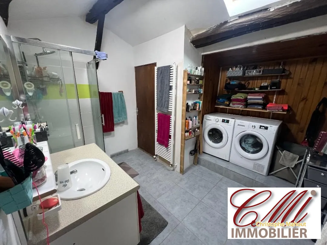 Immeuble avec jardin à vendre à Vitry-le-François – Opportunité d'investissement locatif 
