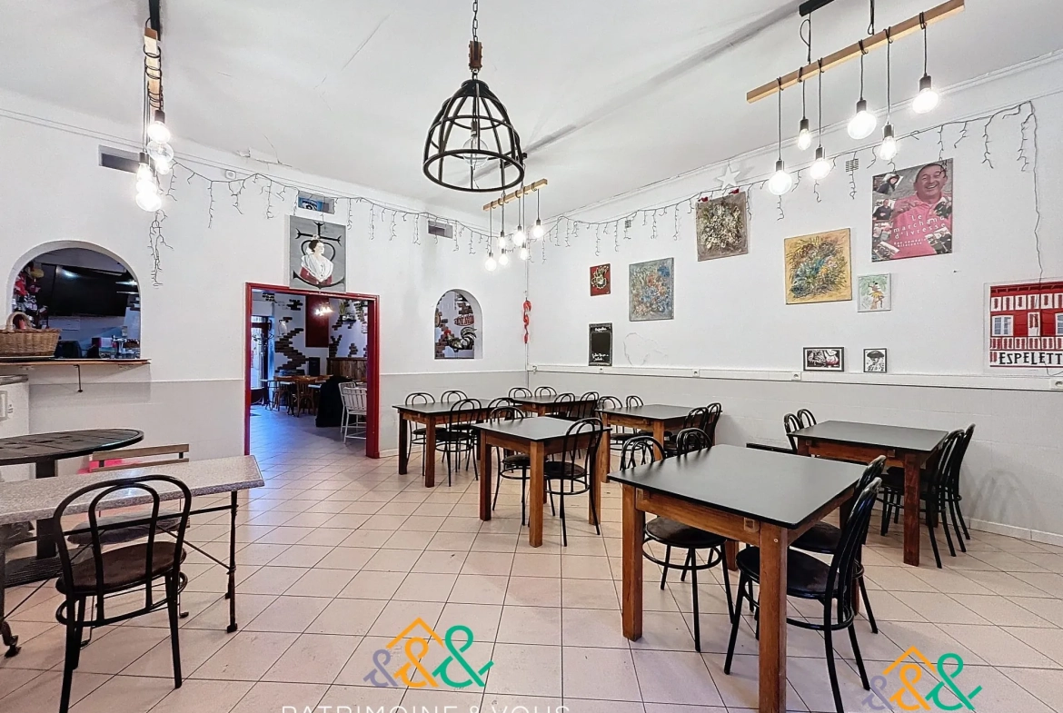 Fonds de commerce bar/restauration avec terrasse et logement à Beaucaire 