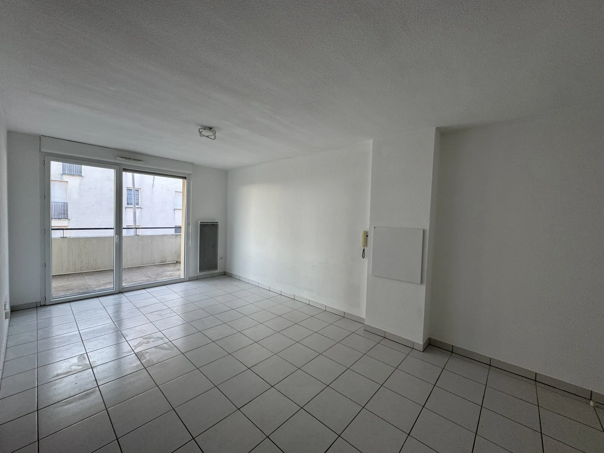 Appartement T2 lumineux avec balcon et garage à Blagnac dans le quartier Andromède 