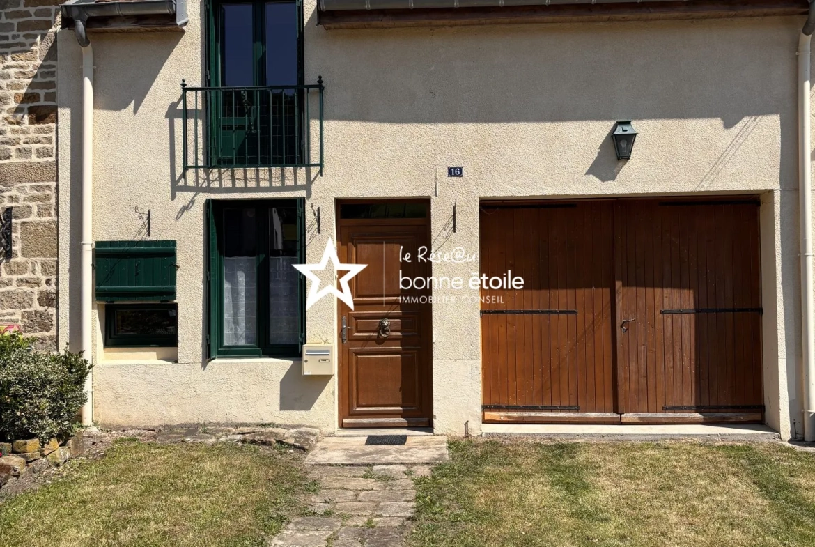 Charmante maison de village à Vicq avec terrasse et jardin arboré 