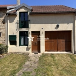 Charmante maison de village à Vicq avec terrasse et jardin arboré