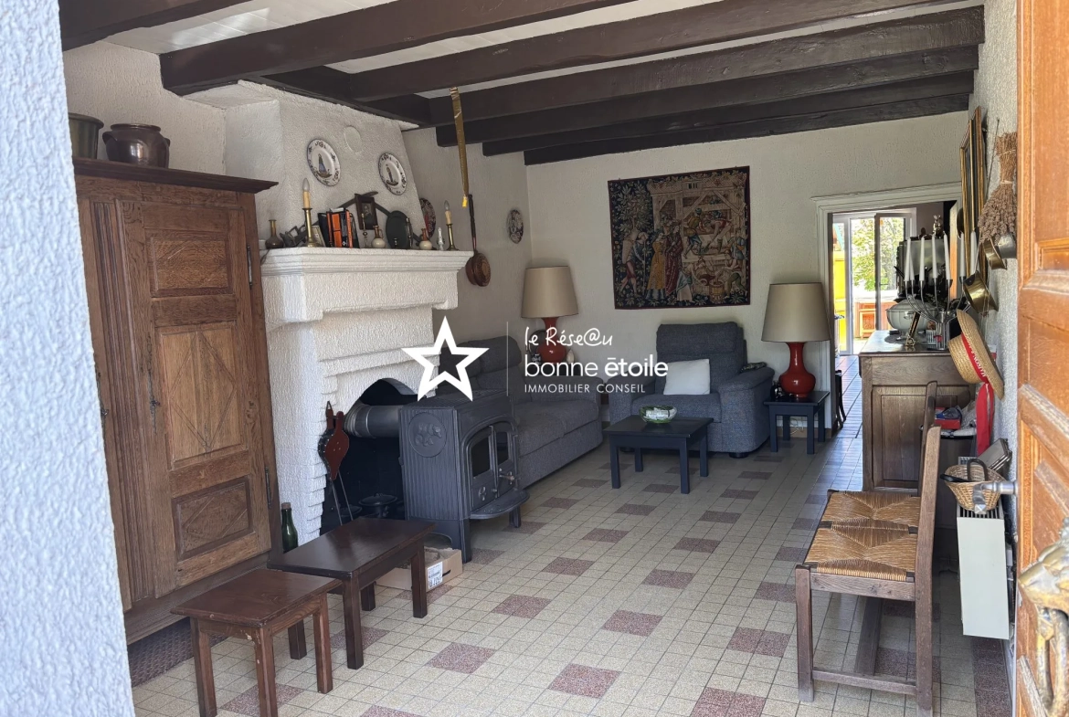 Charmante maison de village à Vicq avec terrasse et jardin arboré 