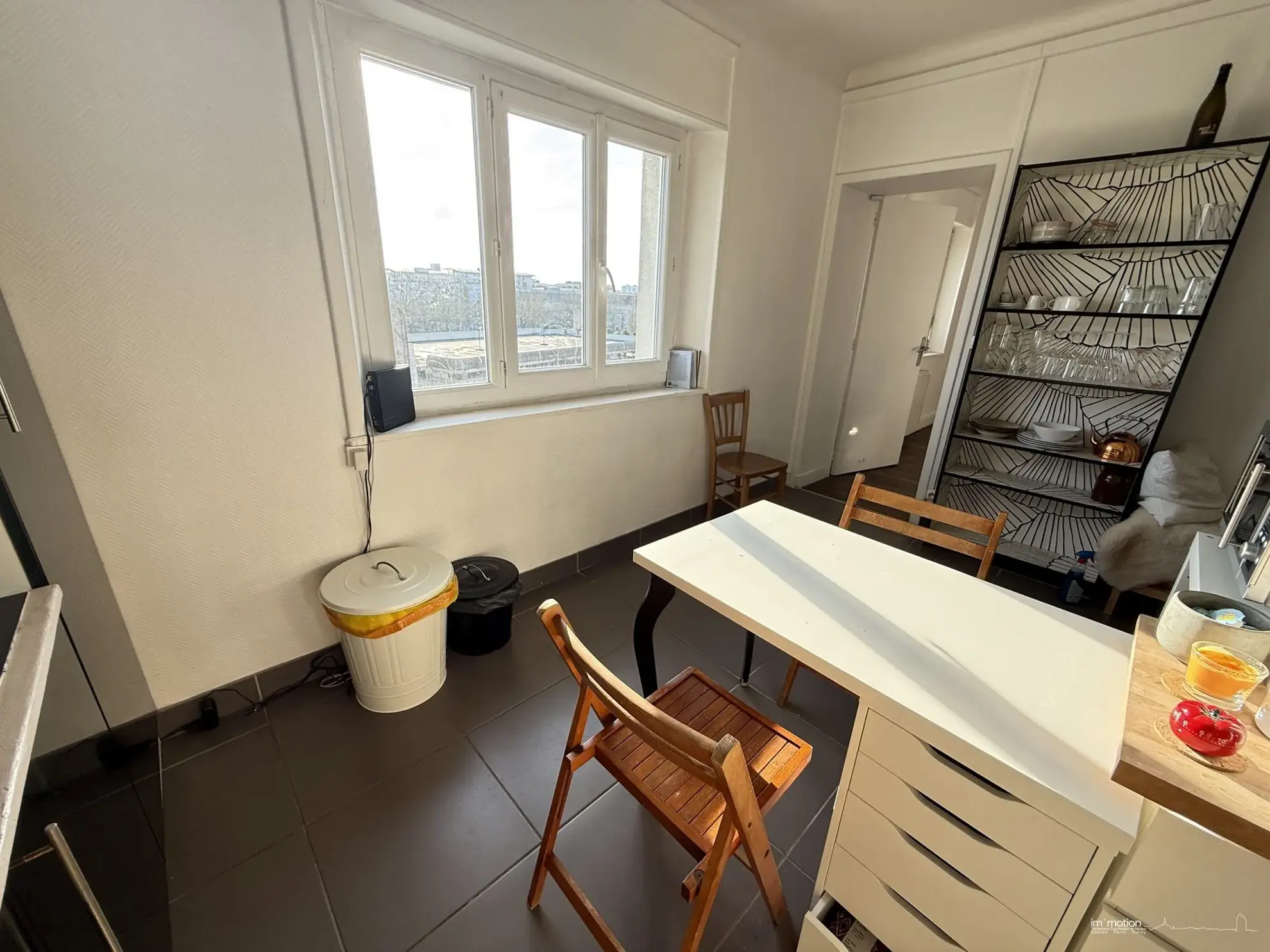 Appartement T2 avec Vue Dégagée au Dernier Étage à Nantes 