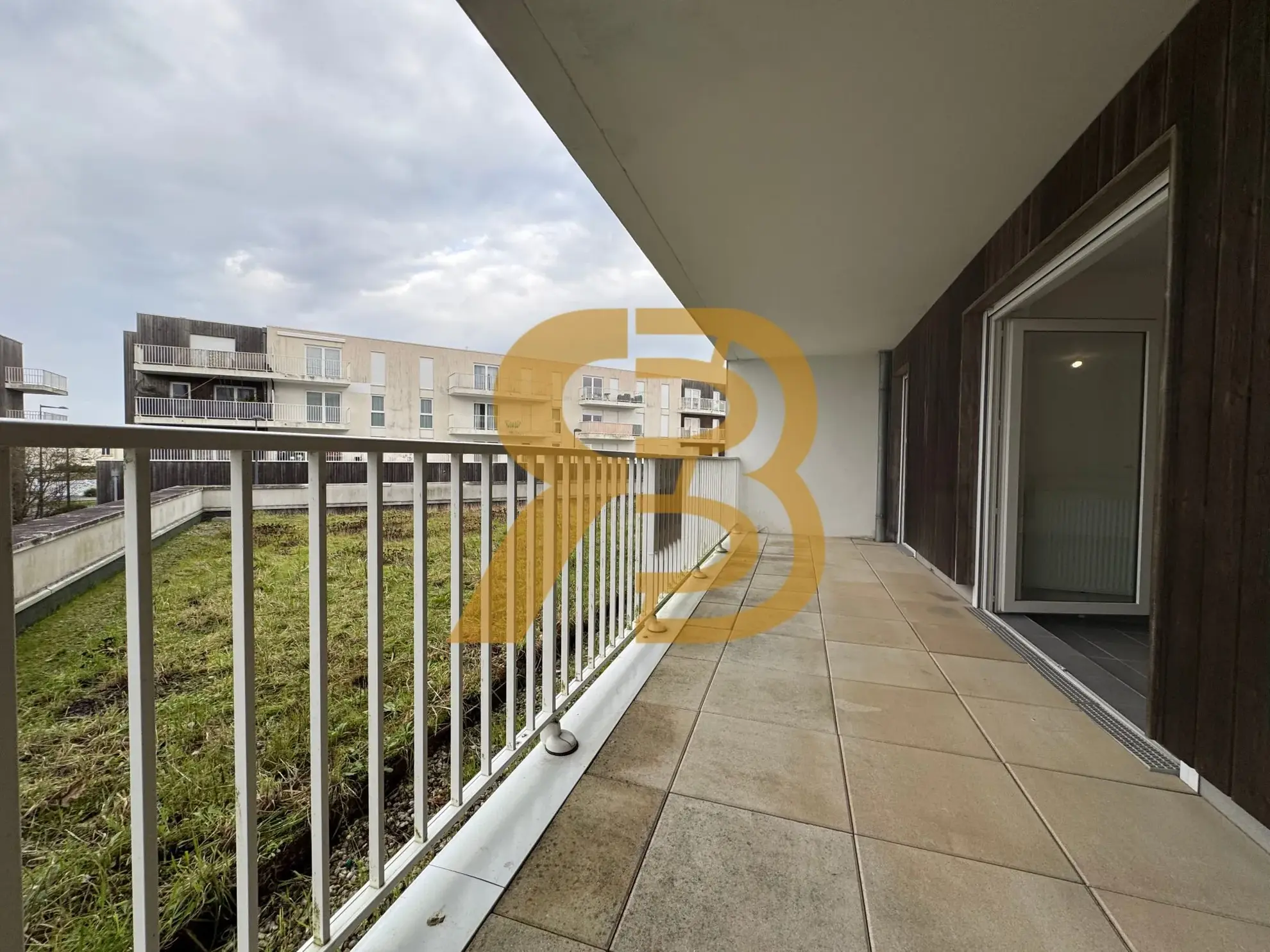 Appartement 62 m² à Brest, résidence sécurisée avec terrasse et garage 