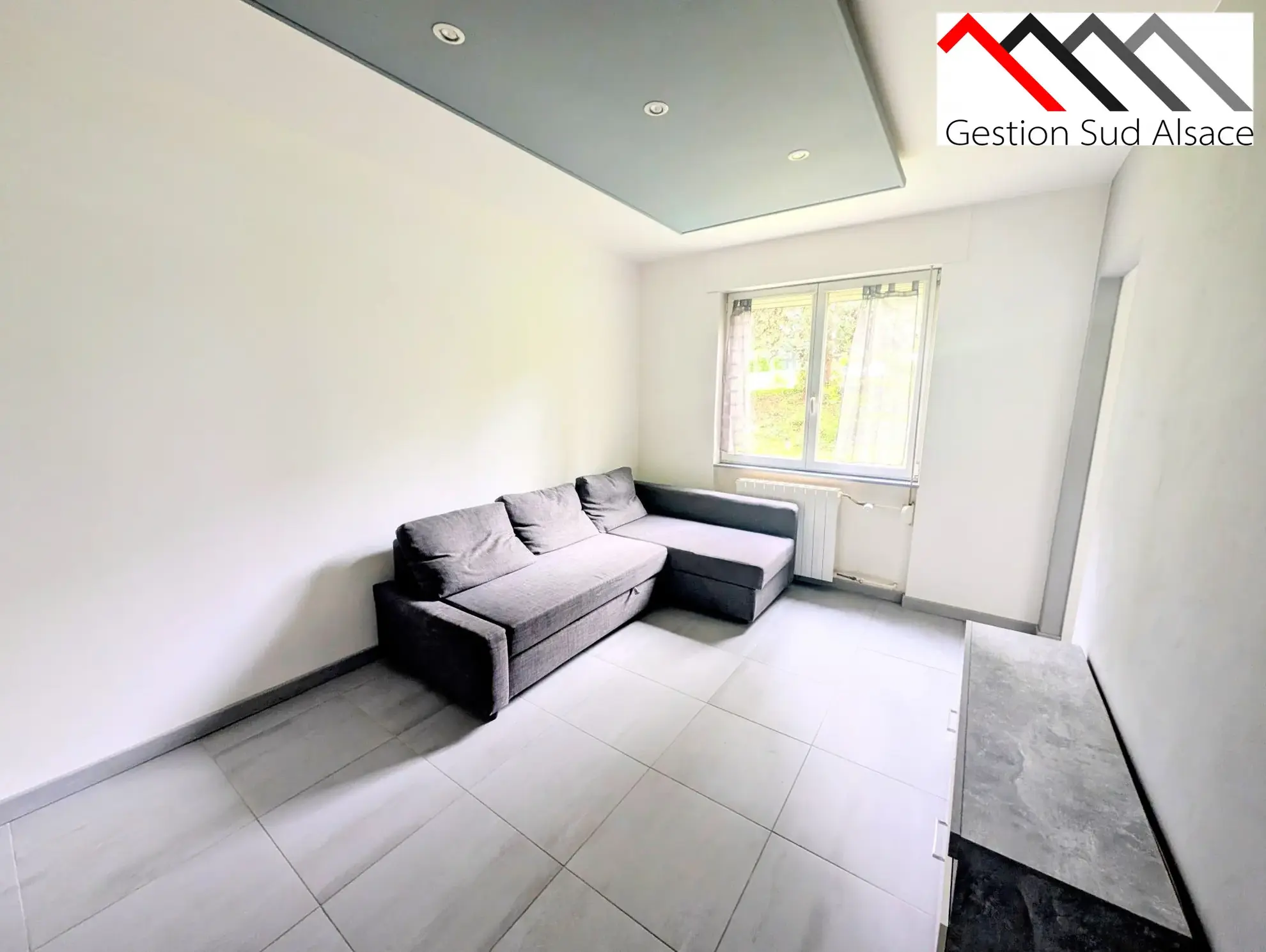 Charmant studio rénové de 24 m² à Rixheim avec vue verdoyante 