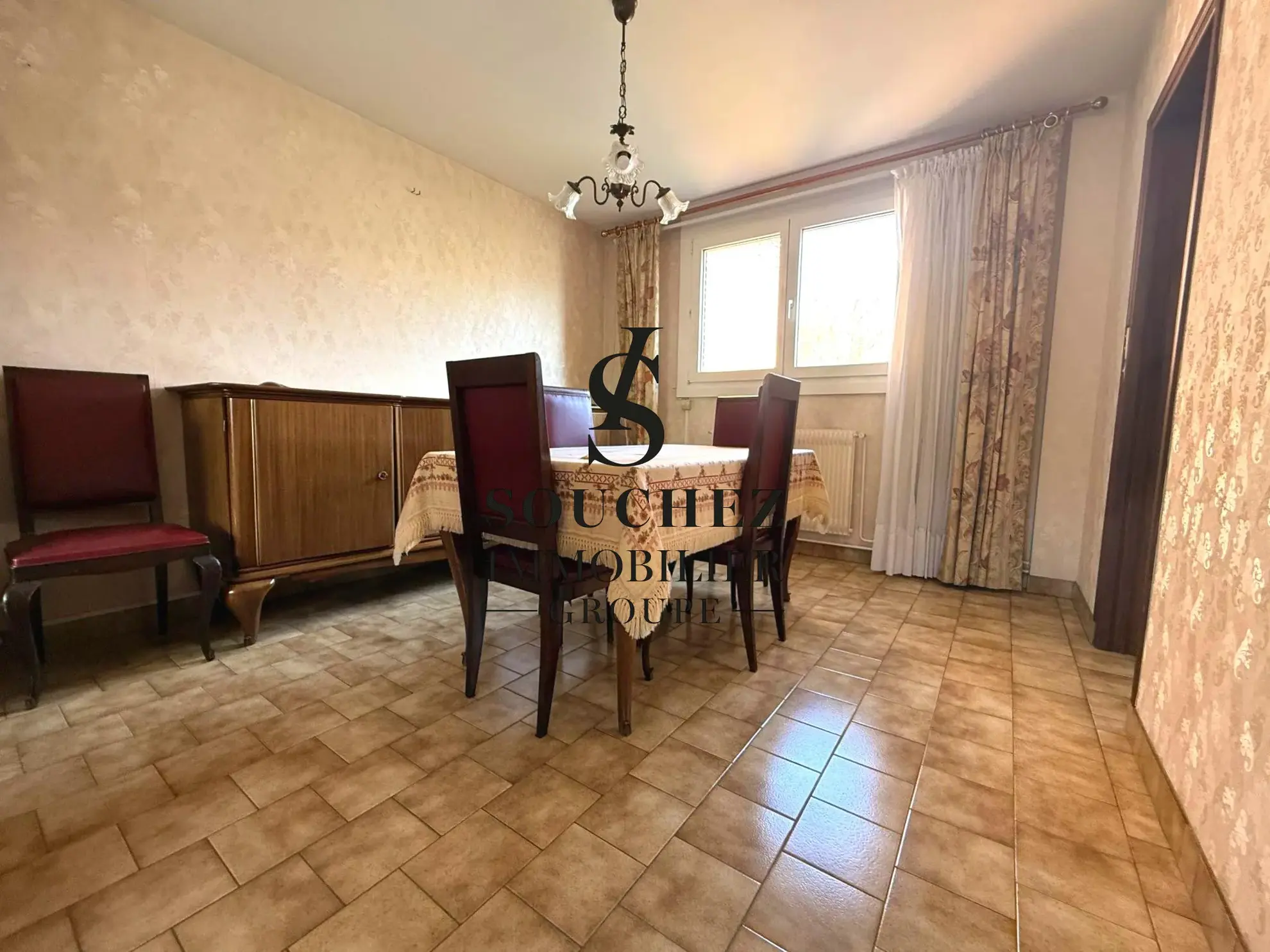 Maison à vendre à Lens avec jardin et garage - 97 m² 