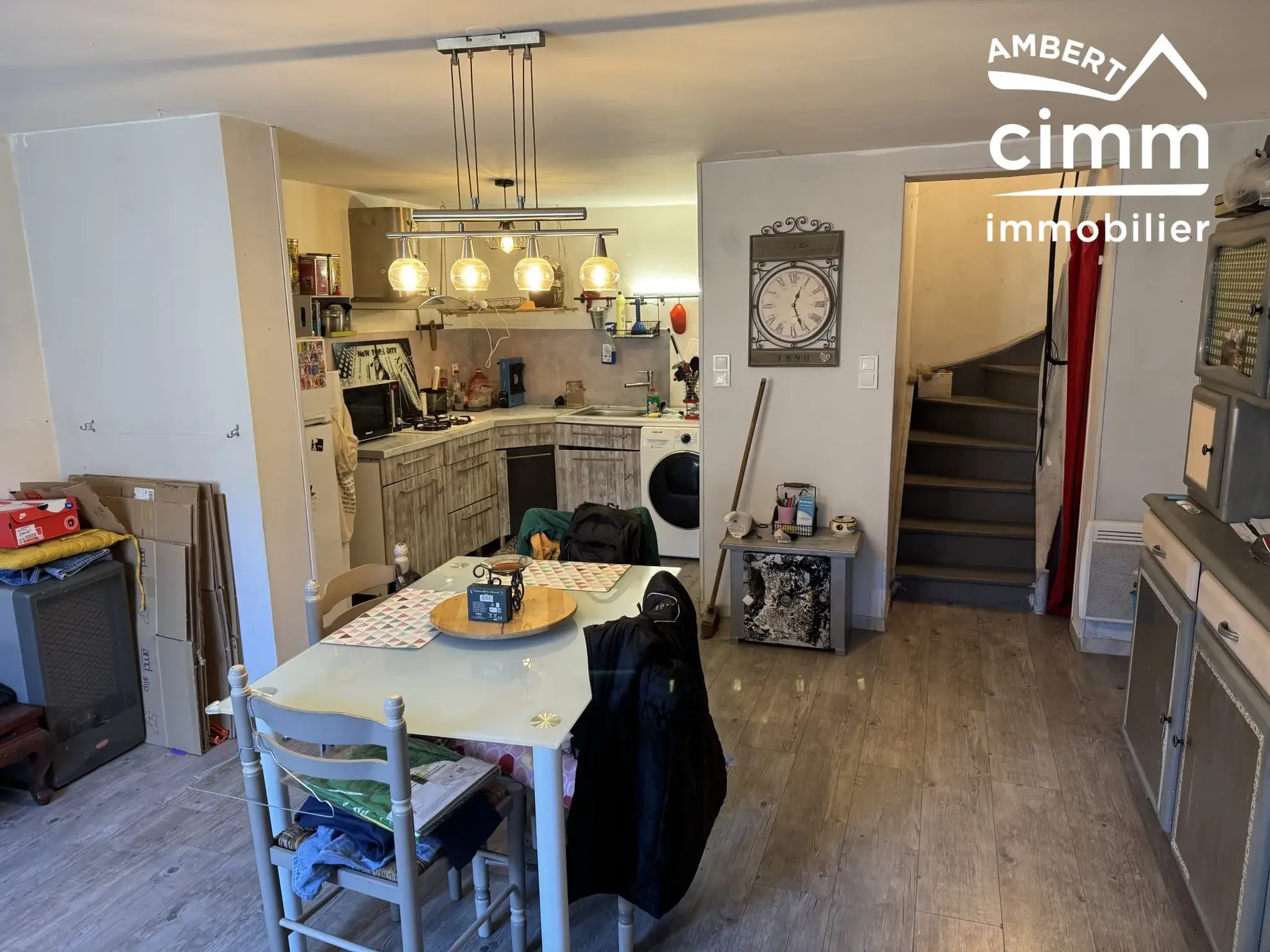 Maison de ville à Ambert de 84 m² avec terrasse proche commodités 