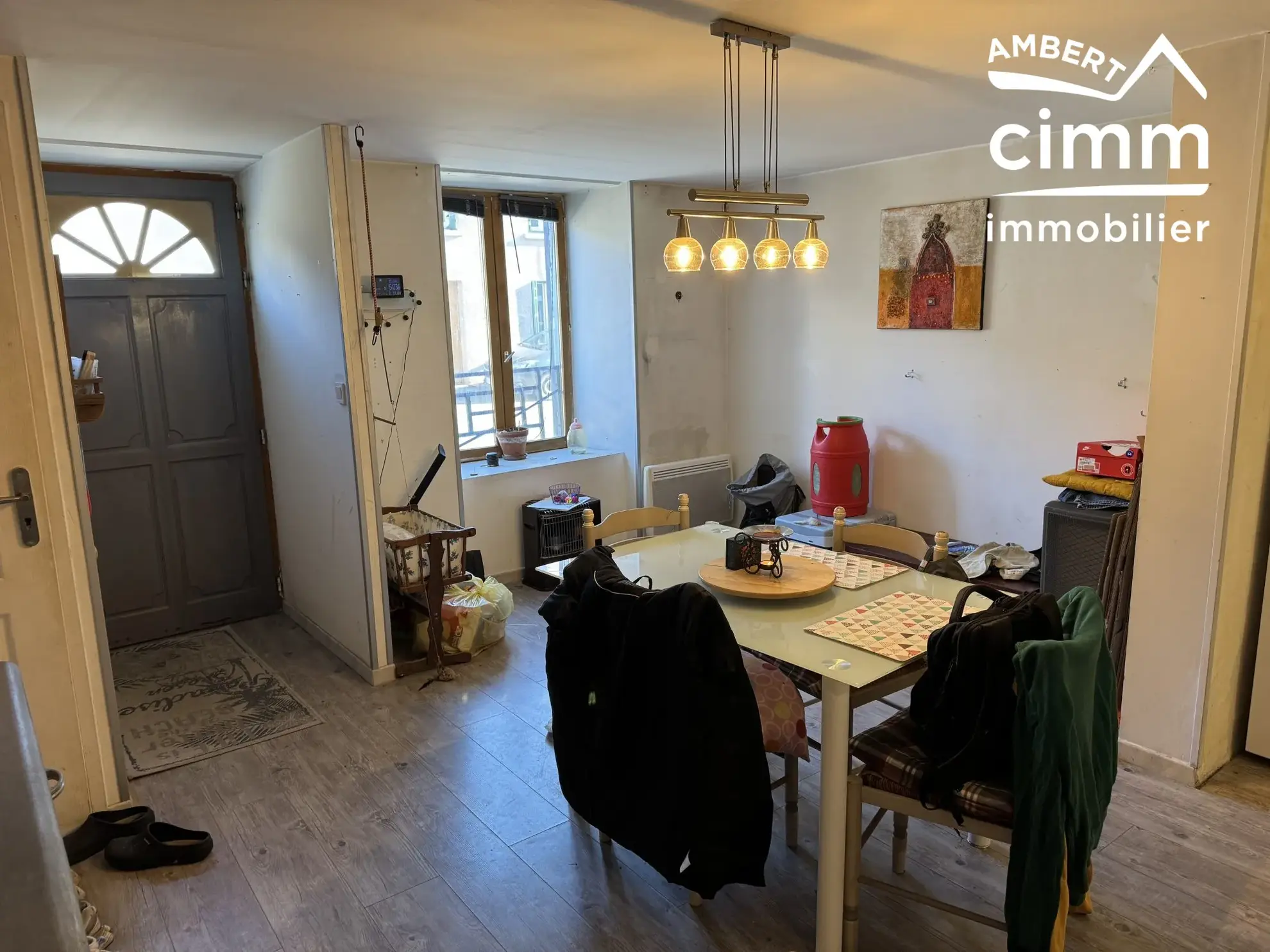 Maison de ville à Ambert de 84 m² avec terrasse proche commodités 