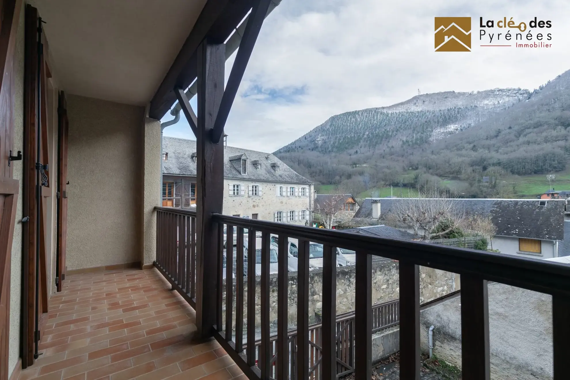 Maison à rénover de 6 pièces avec cour et garage à Cadéac, Vallée d'Aure 